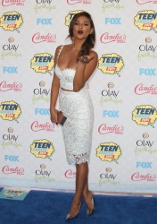 Shay Mitchell - FOX's 2014 Teen Choice Awards at The Shrine Auditorium on August 10, 2014 in Los Angeles, California - 58xHQ 2YjHGk7N