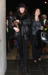 Dakota Johnson - Arriving at LAX Airport in Los Angeles - February 22, 2015 (28xHQ) 2idFcNcv