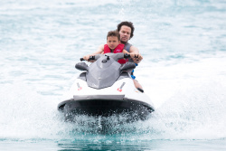 Mark Wahlberg - and his family seen enjoying a holiday in Barbados (December 26, 2014) - 165xHQ 2zO3mHAm