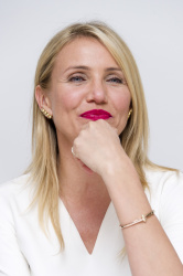 Cameron Diaz - The Other Woman press conference portraits by Magnus Sundholm (Beverly Hills, April 10, 2014) - 19xHQ 3dNYtLYV