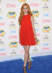 Katherine McNamara - FOX's 2014 Teen Choice Awards at The Shrine Auditorium in Los Angeles, California - August 10, 2014 - 39xHQ 57EVOh6l