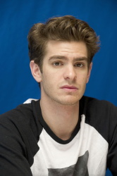 Andrew Garfield - Andrew Garfield - The Amazing Spider-Man press conference portraits by Magnus Sundholm (Cancun, April 16, 2012) - 7xHQ 5DIbM2BB