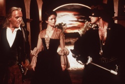 Catherine Zeta Jones - Catherine Zeta-Jones, Antonio Banderas, Anthony Hopkins - постеры и промо стиль к фильму "The Mask of Zorro (Маска Зорро)", 1998 (23хHQ) 5U9F4EPP
