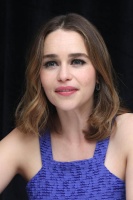 Эмилия Кларк (Emilia Clarke) 'Me Before You' Press Conference at the Ritz Carlton Hotel in New York City (May 21, 2016) - 57xНQ 6LMqqOuA
