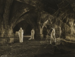 Промо стиль и постеры к фильму "Dracula (Дракула)", 1931 (33хHQ) 8BIlNEHJ