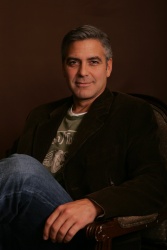 George Clooney - Todd Plitt Photoshoot (December 2, 2006) - 16xHQ 8KS9n1GH