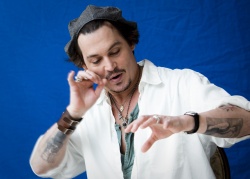 Johnny Depp - "The Rum Diary" press conference portraits by Armando Gallo (Hollywood, October 13, 2011) - 34xHQ 9VeRmVhT