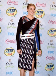 Shailene Woodley - 2014 Teen Choice Awards, Los Angeles August 10, 2014 - 363xHQ A5XvwiBH