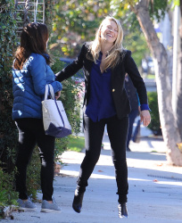Ali Larter - Out and about in LA - March 3, 2015 (24xHQ) BqKwErlc
