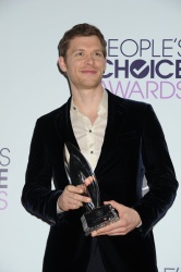 Joseph Morgan, Persia White - 40th People's Choice Awards held at Nokia Theatre L.A. Live in Los Angeles (January 8, 2014) - 114xHQ BuZYrpXD