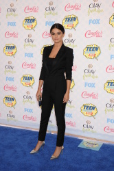 Selena Gomez - At the FOX's 2014 Teen Choice Awards, August 10, 2014 - 393xHQ CWVoru7X
