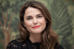 Keri Russell - The Americans press conference portraits by Herve Tropea (New York, February 11, 2015) - 10xHQ DY0R4EdN