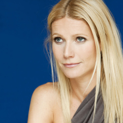 Gwyneth Paltrow - "Country Strong" press conference portraits by Armando Gallo (Beverly Hills, October 18, 2010) - 6xHQ DYmGcqOz