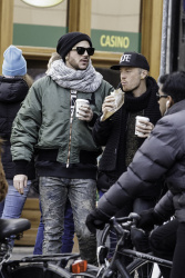 Adam Lambert - out and about with Sauli Koskinen in Amsterdam (2015.01.31) - 10xHQ FekorUKS