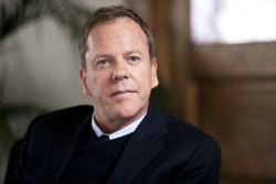 Kiefer Sutherland - "Touch" press conference portraits by Armando Gallo (Los Angeles, May 2, 2012) - 13xHQ Gx154vYt