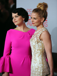 Jennifer Morrison - Jennifer Morrison & Ginnifer Goodwin - 38th People's Choice Awards held at Nokia Theatre in Los Angeles (January 11, 2012) - 244xHQ IVcovAmH