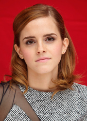 Emma Watson - 'The Bling Ring' Press Conference portraits by Vera Anderson at the Four Seasons Hotel on June 5, 2013 in Beverly Hills, California - 35xHQ J0glIct0