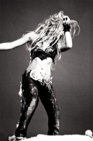 Шакира (Shakira) Joe Pugliese Photoshoot (2001) (8xHQ) LcUsIxNE