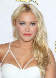 Emily Osment - FOX's 2014 Teen Choice Awards at The Shrine Auditorium on August 10, 2014 in Los Angeles, California - 105xHQ LwAMJZiG