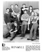 Город пришельцев / Roswell (сериал 1999 – 2002)  M9ZNTkTG