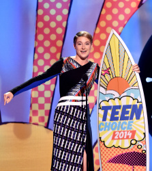 Shailene Woodley - 2014 Teen Choice Awards, Los Angeles August 10, 2014 - 363xHQ MV2ovS23