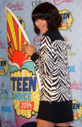 Zendaya Coleman - FOX's 2014 Teen Choice Awards at The Shrine Auditorium on August 10, 2014 in Los Angeles, California - 436xHQ OBvd2ehD