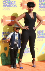 Jennifer Hudson - 28th Annual Kids' Choice Awards, Inglewood, 28 марта 2015 (145xHQ) ObbaPY3M
