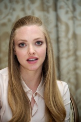 Amanda Seyfried - the 'Lovelace' Press Conference portraits by Vera Anderson at the Four Seasons Hotel on August 5, 2013 in Beverly Hills, California - 7xHQ OyExoKmZ