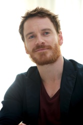 Michael Fassbender - Prometheus press conference portraits by Vera Anderson (London, May 30, 2012) - 9xHQ PUbd5Cgx