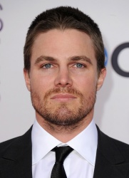 Stephen Amell - Stephen Amell - 2013 People's Choice Awards - 9 January 2013 - 3xHQ ParZxjrl