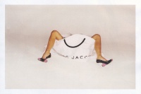 Виктория Бекхэм (Victoria Beckham) Victoria Eye-catching new ad for Marc Jacobs - 7xHQ RZqVLxKy