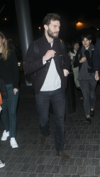 Jamie Dornan - Spotted at at LAX Airport with his wife, Amelia Warner - January 13, 2015 - 69xHQ VmmJ9TBb