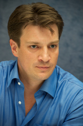 Nathan Fillion - Nathan Fillion - Castle press conference portraits by Vera Anderson (Los Angeles, April 9, 2010) - 14xHQ W93UiLEs