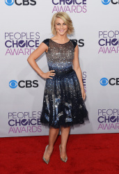 Julianne Hough - 39th Annual People's Choice Awards (Los Angeles, January 9, 2013) - 51xHQ WjnRHNp2