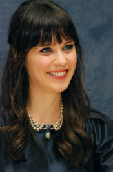 Zooey Deschanel - Yes Man press conference portraits by Vera Anderson (Beverly Hills, December 4, 2008) - 23xHQ Wqcm4eqd