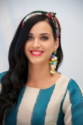 Katy Perry - The Smurfs 2 press conference portraits by Vera Anderson (Cancun, April 22, 2013) - 8xHQ Wu6AfV1z