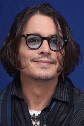 Johnny Depp - Dark Shadows press conference portraits by Vera Anderson (Los Angeles, April 29, 2012) - 27xHQ YJzRW1Zo