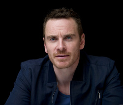 Michael Fassbender - X- Men: Days of Future Past press conference portraits by Magnus Sundholm (New York, May 9, 2014) - 25xHQ YLmZUDsT