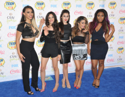 Fifth Harmony - at FOX's 2014 Teen Choice Awards in Los Angeles, California - 32xHQ Z4kDGY0g