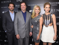 Jennifer Lawrence и Bradley Cooper - Attends a screening of 'Serena' hosted by Magnolia Pictures and The Cinema Society with Dior Beauty, Нью-Йорк, 21 марта 2015 (449xHQ) CEPxexCu