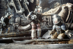 Ian Holm, Sigourney Weaver - постеры и промо стиль к фильму "Alien (Чужой)", 1979 (70хHQ) CKJ6YPOt