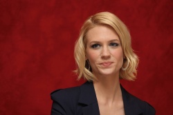 January Jones - "Unknow" press conference portraits by Vera Anderson (Beverly Hills, February 6, 2011) - 14xHQ CxOrju2g