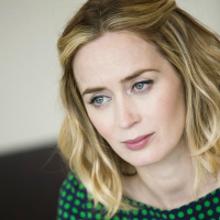 Эмили Блант (Emily Blunt) Press Conference for The Girl On the Train at the Mandarin Oriental Hotel, 25.09.2016 (26xHQ) DEAzaLAP