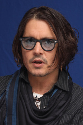 Johnny Depp - Dark Shadows press conference portraits by Vera Anderson (Los Angeles, April 29, 2012) - 27xHQ EK6SPnFX