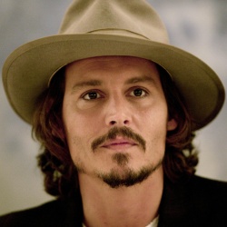 Johnny Depp - "Pirates of the Caribbean: Dead Man's Chest" press conference portraits by Armando Gallo (Los Angeles, June 22, 2006) - 16xHQ Enw1sSbN