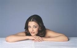 Aishwarya Rai, Dylan McDermott - промо стиль и постеры к фильму "Mistress of Spices (Принцесса специй)", 2005 (44xHQ) FBHhpfnc