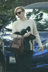 Scarlett Johansson - Out and about in LA - February 19, 2015 (28xHQ) G6fgByMo