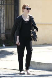 Emma Stone - Out and about in Los Angeles - June 2, 2015 - 20xHQ IHeOJiac