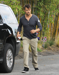 Josh Duhamel - Leaving a park in Brentwood (2015.05.15) - 5xHQ IkIuQCeD