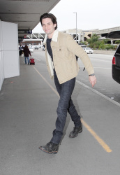 Ben Barnes - Ben Barnes - Departing From LAX Airport (January 29,2015) - 15xHQ K8rHa2jx